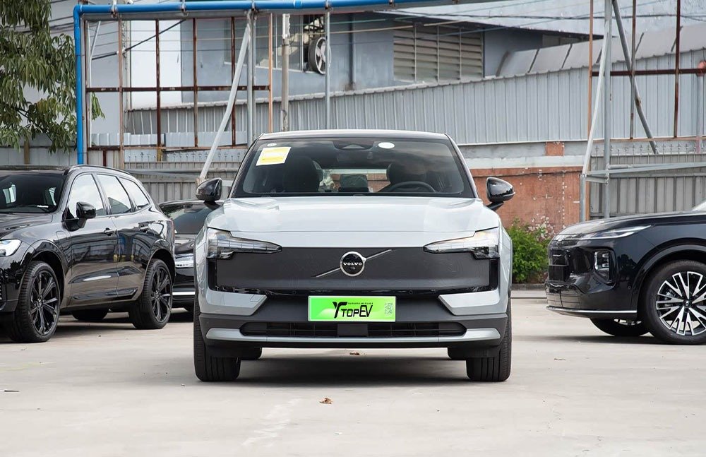 imgi_3_1_3(39) 2026 Volvo EX30 Cross Country– China Export Vehicle | Chinese Cars in Uzbekistan For Sale - Image 1