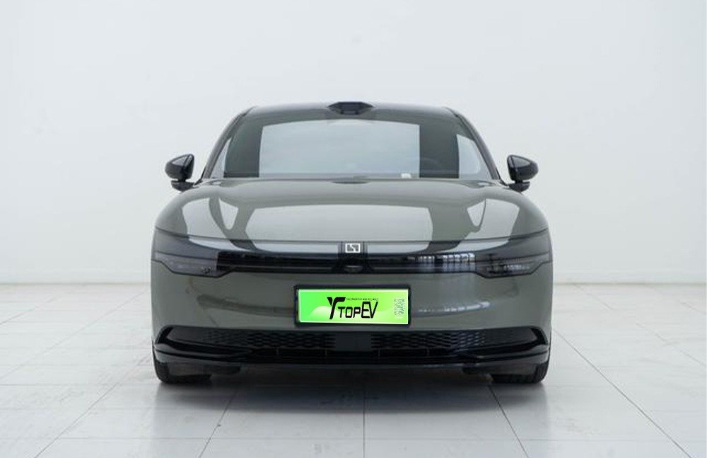 imgi_3_zeekr 007 2 ZEEKR 007 2026 All-Wheel Drive Intelligent Driving Edition 75kWh– Ready for Export From China | Chinese Cars in Uzbekistan For Sale - Image 1