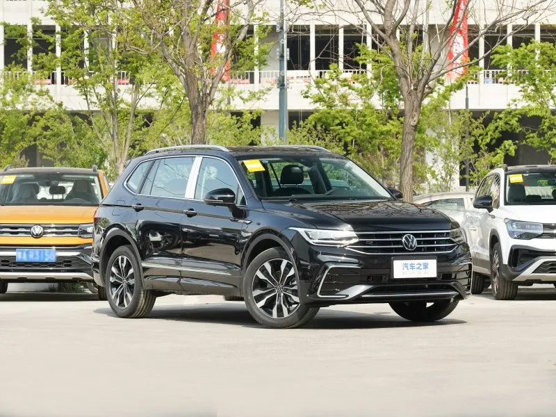 imgi_55_2023-Volkswagen-Tiguan-L-380tsi-4WD-Automatic-SUV-R-Line-Enjoyment-Edition-7seats 2026 Volkswagen Tiguan L 380tsi 4WD Automatic SUV R-Line Edition 7seats– Ships Worldwide From China | Chinese Cars in Uzbekistan For Sale - Image 1