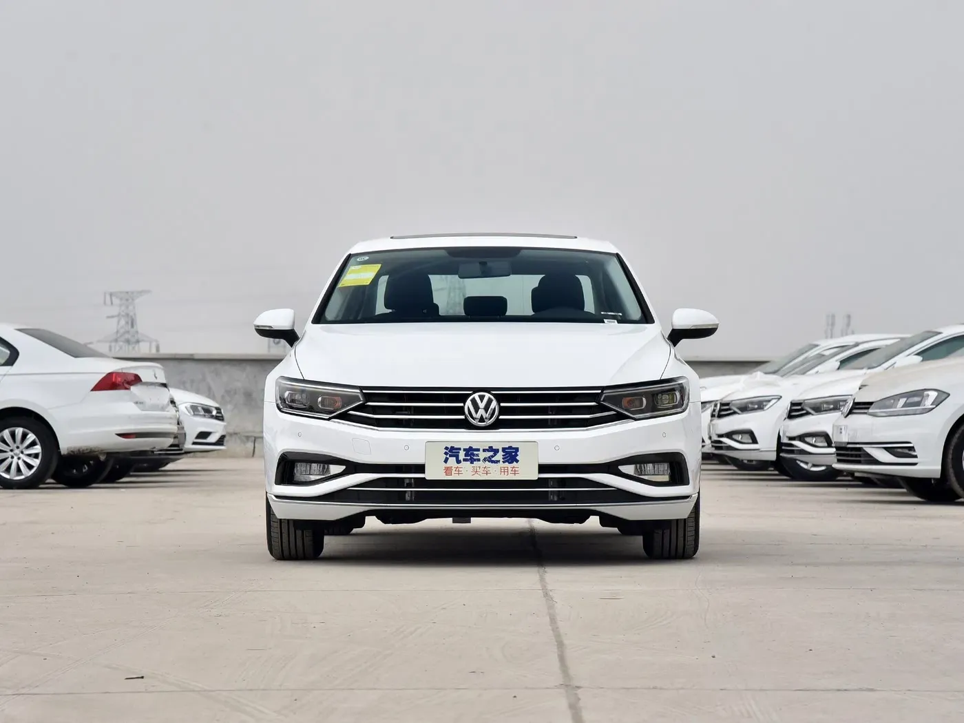 imgi_72_2020-V-Olkswagen-Magotan-280tsi-DSG-Comfort-Edition-Sedan-Vehicle 2026 Volkswagen Magotan Gte Premium Edition– Ships Worldwide From China | Chinese Cars in Uzbekistan For Sale - Image 1